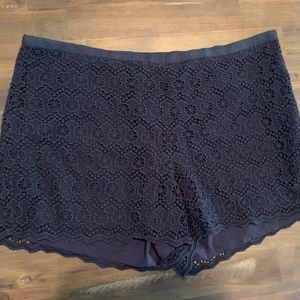 Fossil Floral Navy Shorts